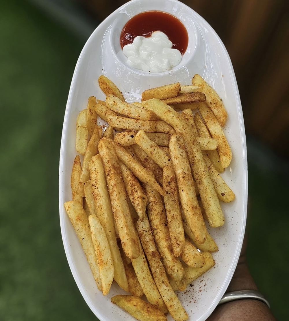 Peri peri fries with dips